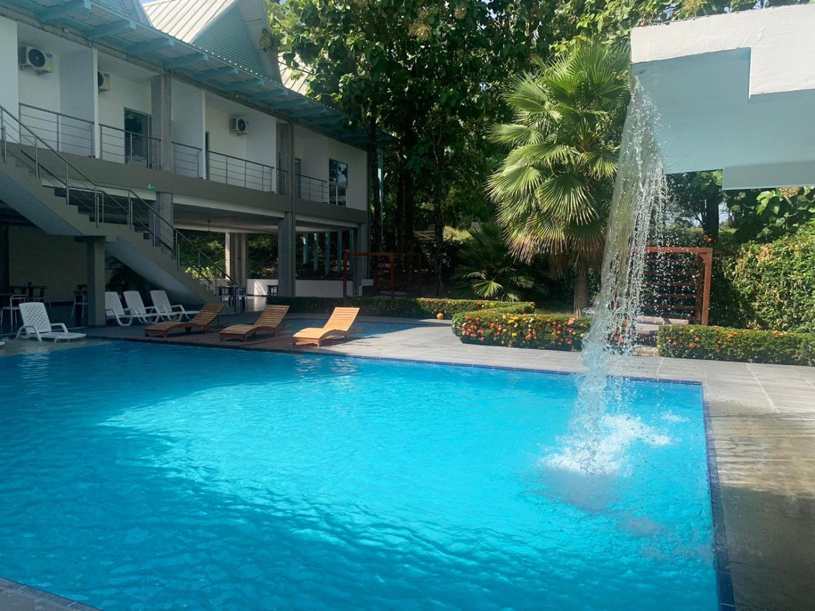 Hotel Puerto Triunfo Дорадаль Экстерьер фото